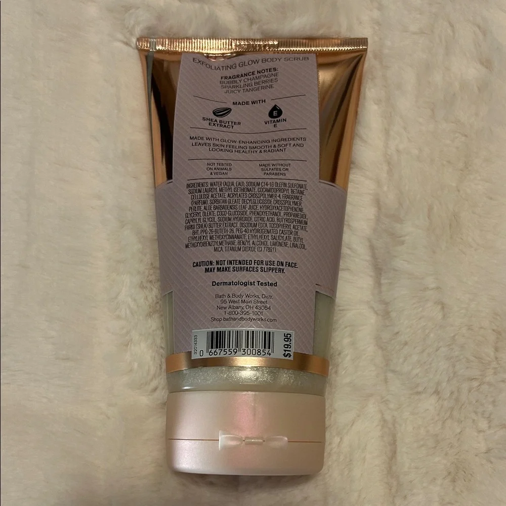 SET Champagne Toast Body Scrub & Cream Gucci Block Paris Heart Dish India Shelf - Picture 3 of 16
